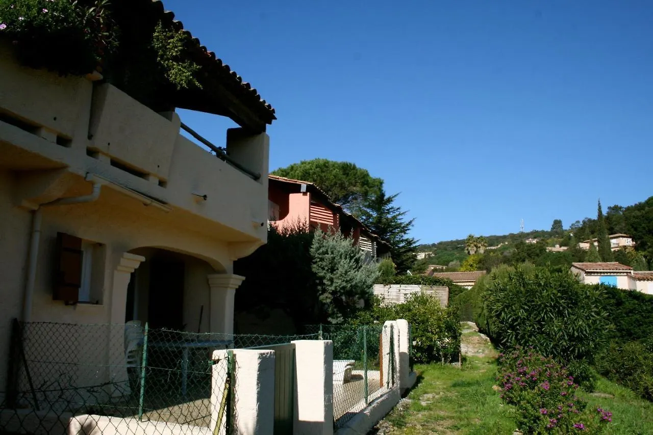 Coquet Appartement Dans Mazet Ste Maxime Riviera Sainte-Maxime
